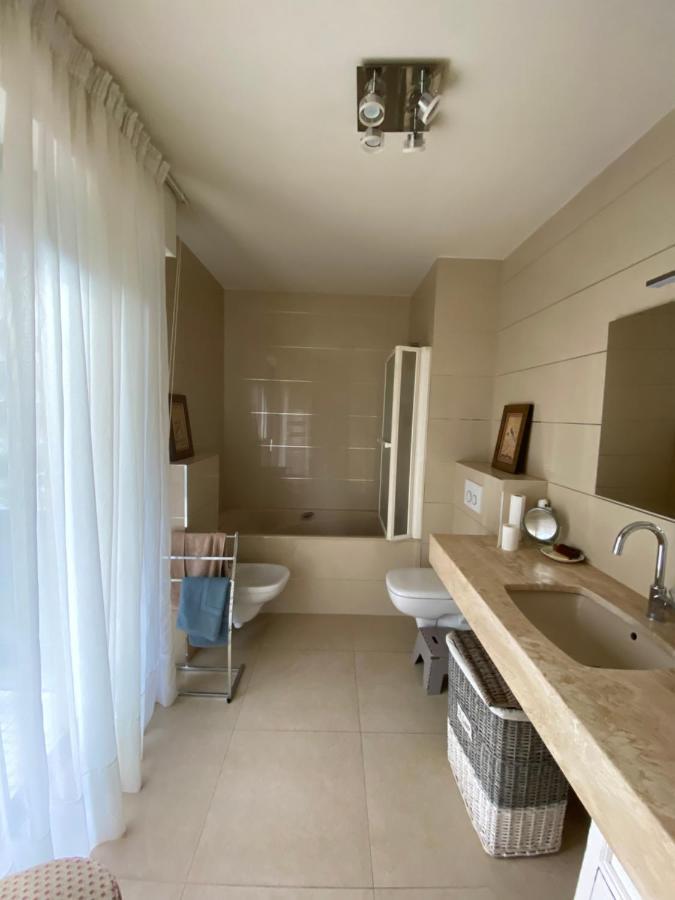 Апартаменты Magnifique Appart Standing Face Mer Centre A Pied Довиль Экстерьер фото